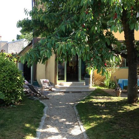 Le Séchoir à Tabac Bed and Breakfast Orléans Esterno foto