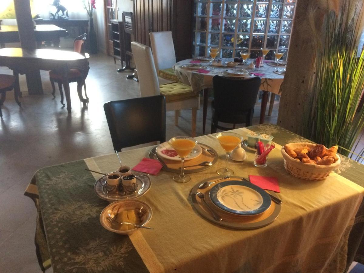 Le Séchoir à Tabac Bed and Breakfast Orléans Esterno foto