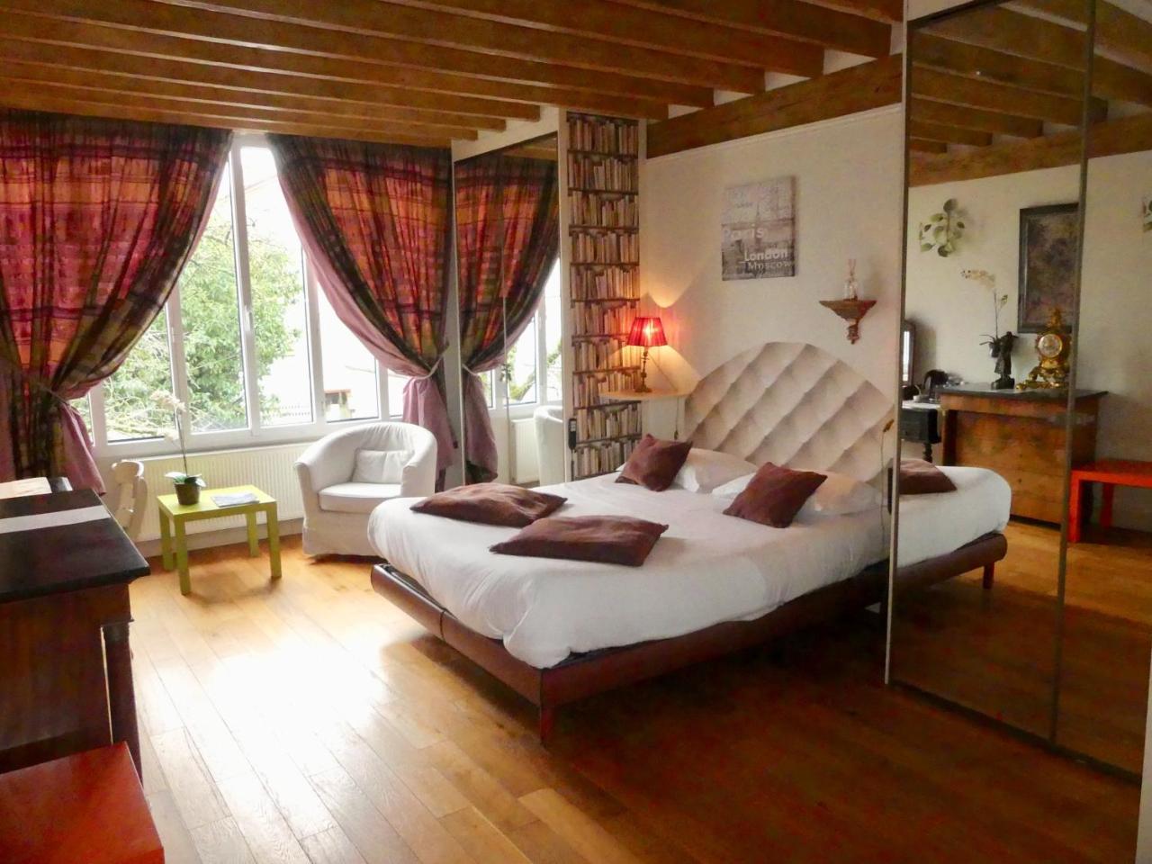 Le Séchoir à Tabac Bed and Breakfast Orléans Esterno foto